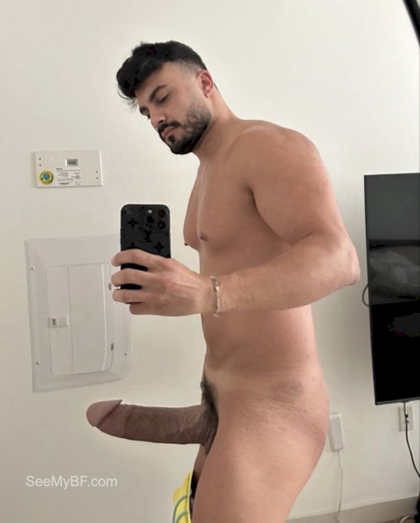 Naked men with big penis